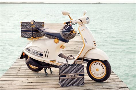 christian dior vespa